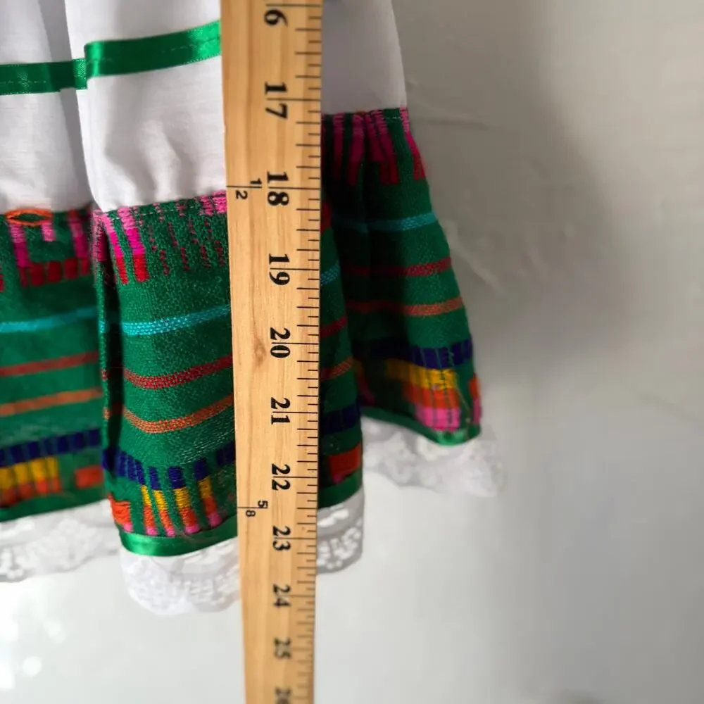 Traditional Mexican Girl’s Folklorico Dress Size‎ 3 – Green & White, Lace Trim